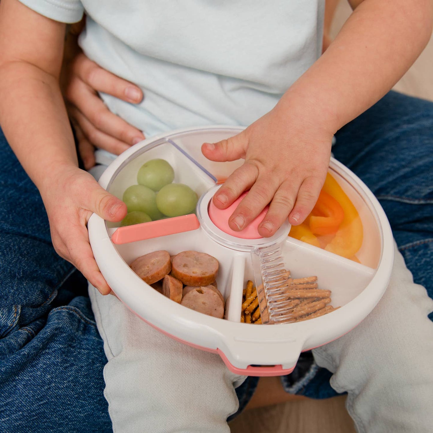 GoBe Kids Large Snack Spinner, Reusable Travel Snack Box: Mint Green