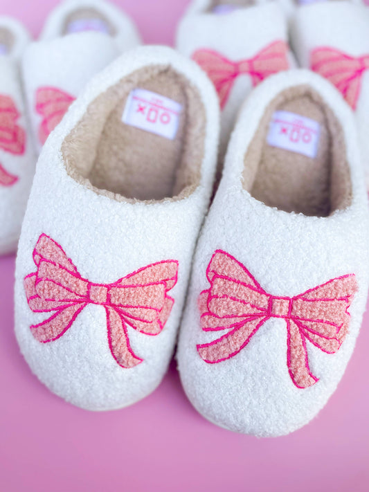 Pink Bow Slippers: Medium