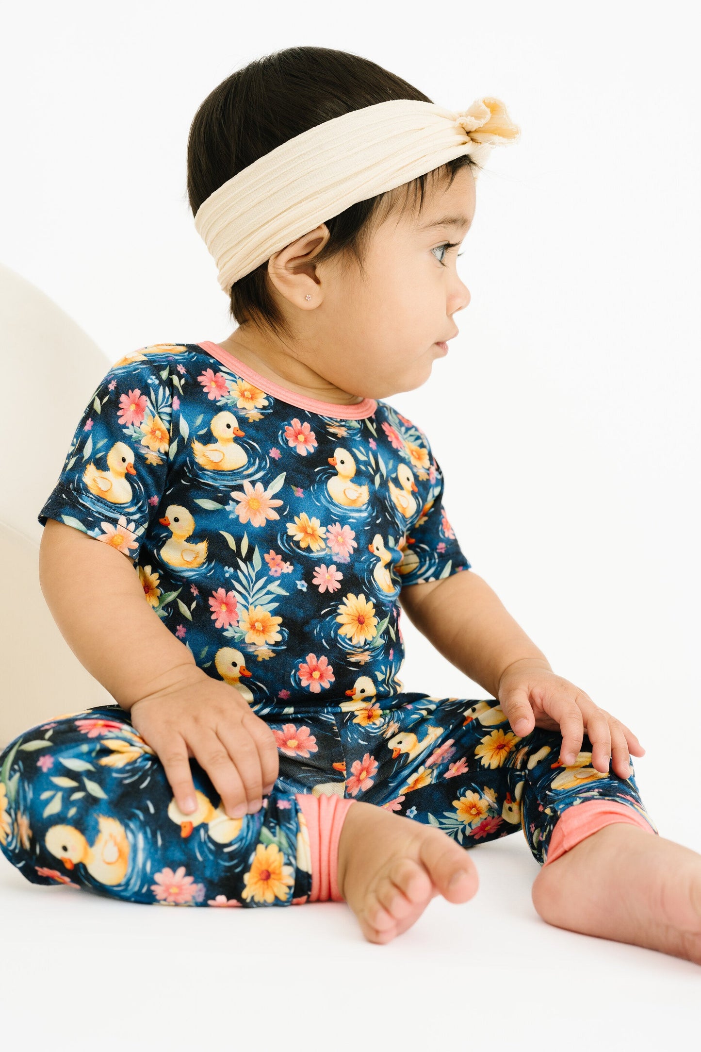 Duckling Bloom Short Sleeve Bamboo Set