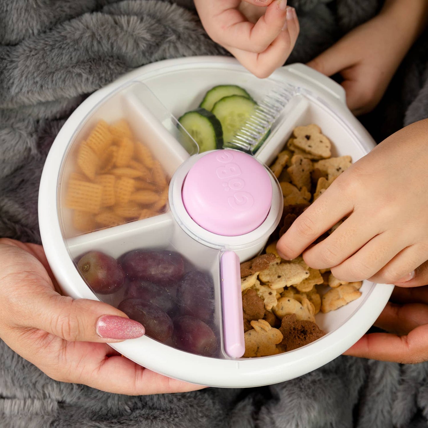 GoBe Kids Large Snack Spinner, Reusable Travel Snack Box: Taro Purple